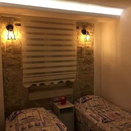 Umit Ev Hotel 2*
