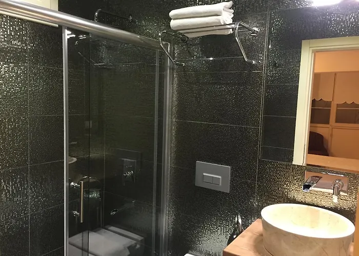 Umit Ev Αλακάτι