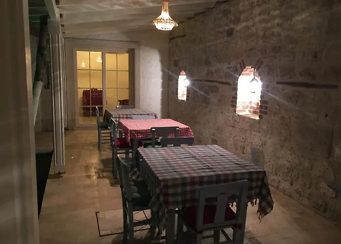 Ξενοδοχείο Umit Ev 2*